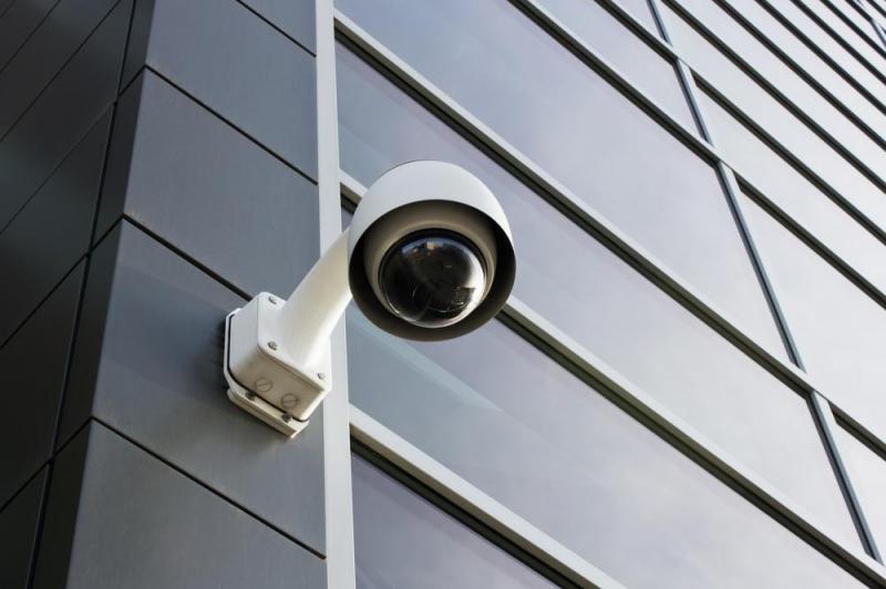 C&acirc;blage de vid&eacute;osurveillance : guide complet pour professionnels