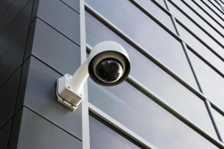 C&acirc;blage de vid&eacute;osurveillance : guide complet pour professionnels